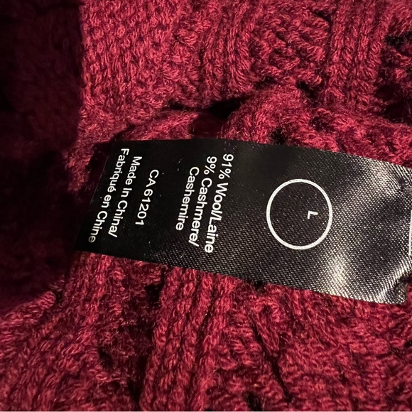 Luxton S-M Balaclava Hood Scarf Hat Burgundy - Picture 12 of 12